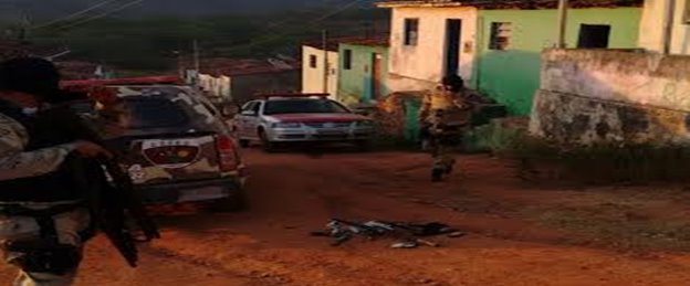 Oito suspeitos são detidos e um morto em ação policial em Santana