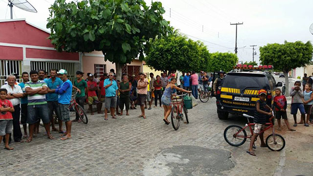 Operação conjunta prende 14 pessoas no Sertão de Alagoas por tráfico de armas (Foto: Ascom PRF)