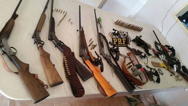 Operação conjunta prende 14 pessoas no Sertão de Alagoas por tráfico de armas (Foto: Ascom PRF)