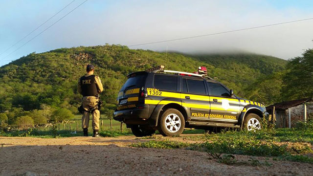 Operação conjunta prende 14 pessoas no Sertão de Alagoas por tráfico de armas (Foto: Ascom PRF)
