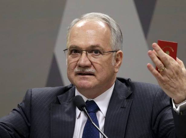 Edson Fachin será empossado hoje no STF