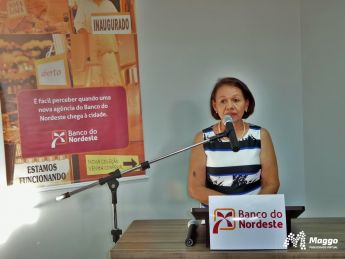 Prefeita de Olho D´agua das Flores, sertão de Alagoas, Ester Damasceno (PMDB)