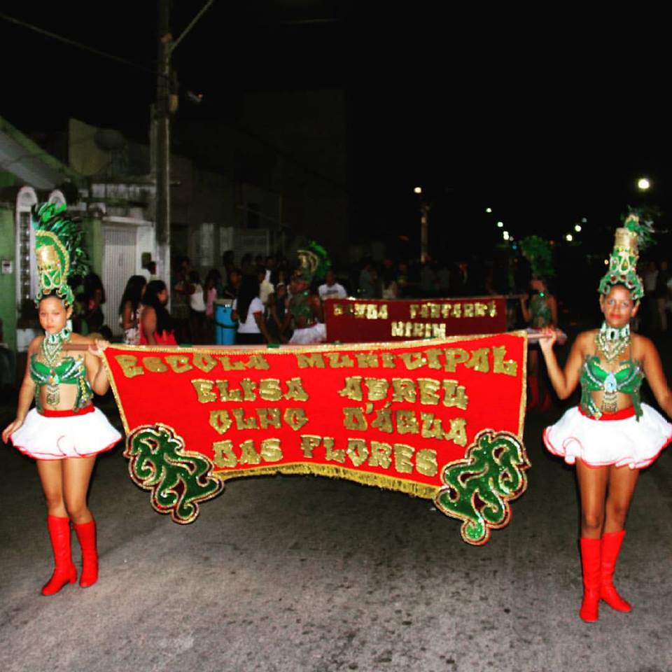 Prefeita é vaiada ao fazer uso da palavra durante desfile cívico em Olho D´água das Flores