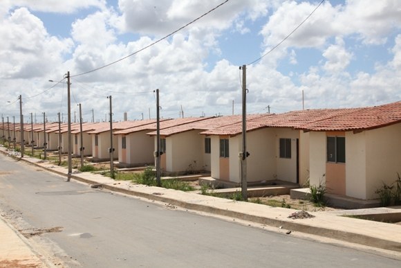 Governo de Alagoas entrega 1.750 casas em Rio Largo nesta quarta