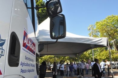 A partir da próxima semana, serão distribuídas também o bagaço de cana para alimentação dos rebanhos, adquiridos pelo Governo do Estado com recursos do Fecoep (Foto: Petrônio Viana)