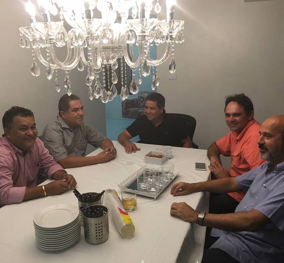 Ex-prefeito deverá disputar prefeitura de Monteirópolis