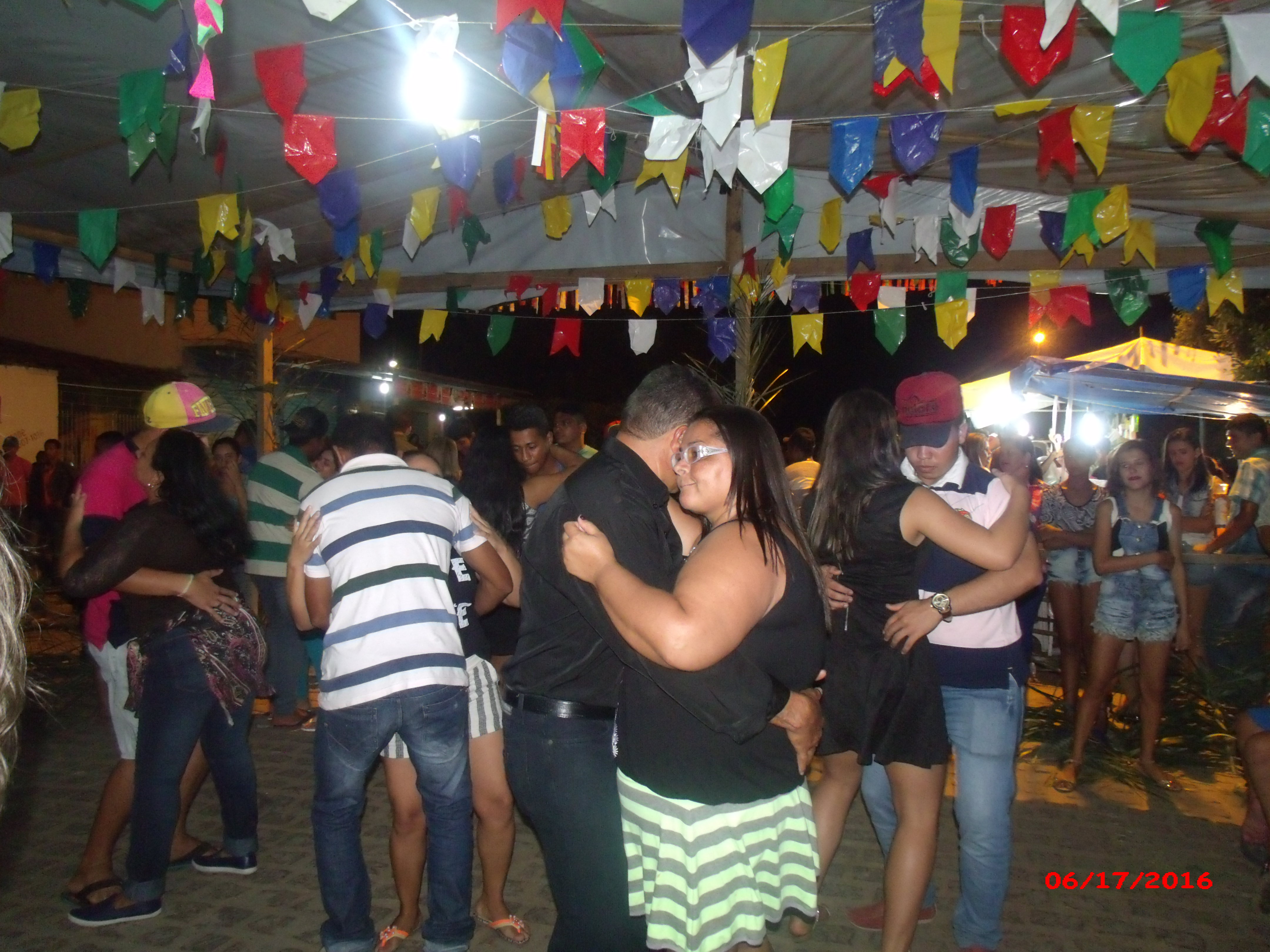 GEDSC DIGITAL CAMERA