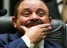 alx_brasil-politica-waldir-maranhao-presidente-exercicio-camara-deputados-20160608-02_original