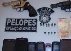 PM prende assaltantes e detém 4 menores após assalto em Ibateguara