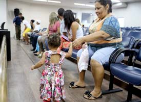 Justiça concede guarda definitiva de oito crianças a tios e avós