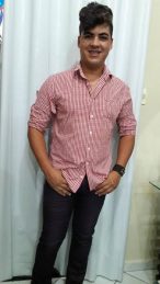 Arlly Medeiros, arrasando nas produções de acessórios para festas das noivas, debutantes, além de suas lindas decorações.