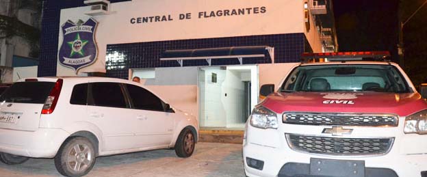 Polícia prende jovem por tráfico de drogas em Maceió