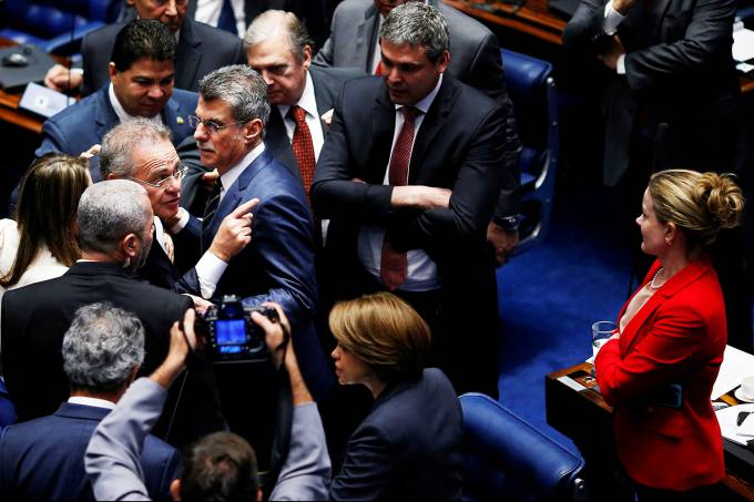 brasil-politica-julgamento-dilma-senado-20160826-12