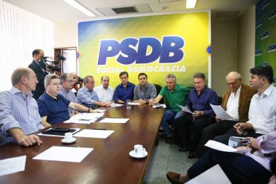brasil-politica-reuniao-governistas-psdb-depoimento-dilma-20160828-01