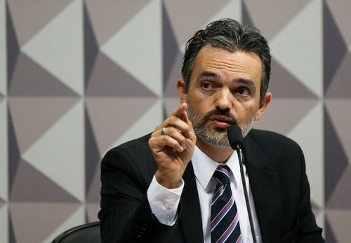 ‘Foi um grande plano de fraude fiscal’, diz procurador em julgamento
