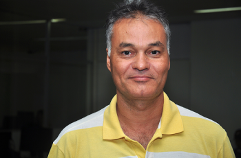 Professor Parmênides, coordenador da UE Palmeira dos Índios