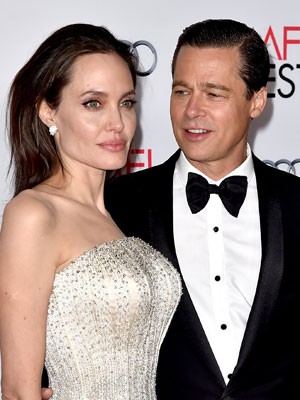 angelina-jolie-brad-pitt-a-beira-mar