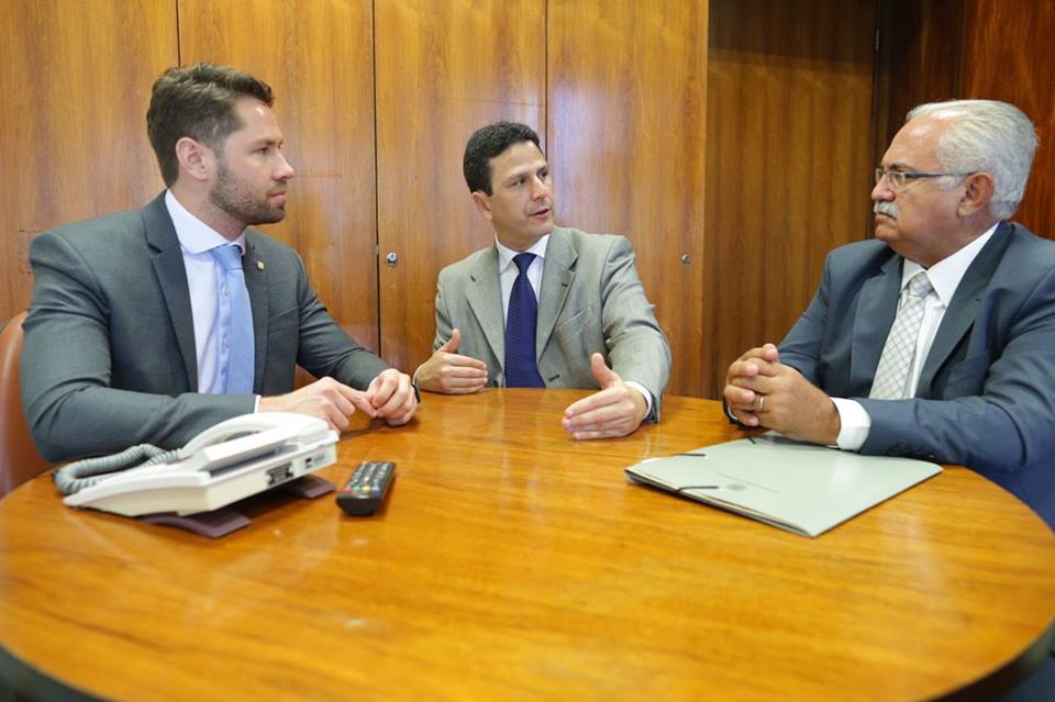 Rogério Teófilo participa de intensa agenda política em Brasília