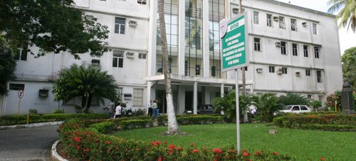 Hospital do Açúcar continua em crise e pede socorro aos Renan’s