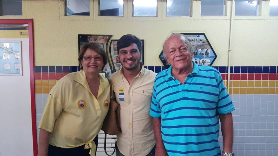 Sarney cumprimenta Guilherme Palmeira pela vitória de Rui em Maceió