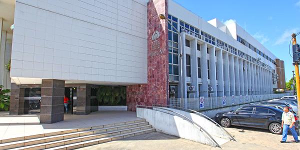 Acusado de tentar matar agente de segurança vai a júri nesta terça (4)