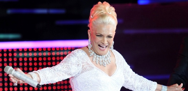 20-hebe-camargo-1929-2012-apresentadora-de-tv-1459260291096_615x300