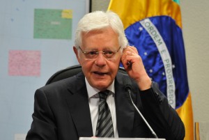 abr090413_ant3038-300x201