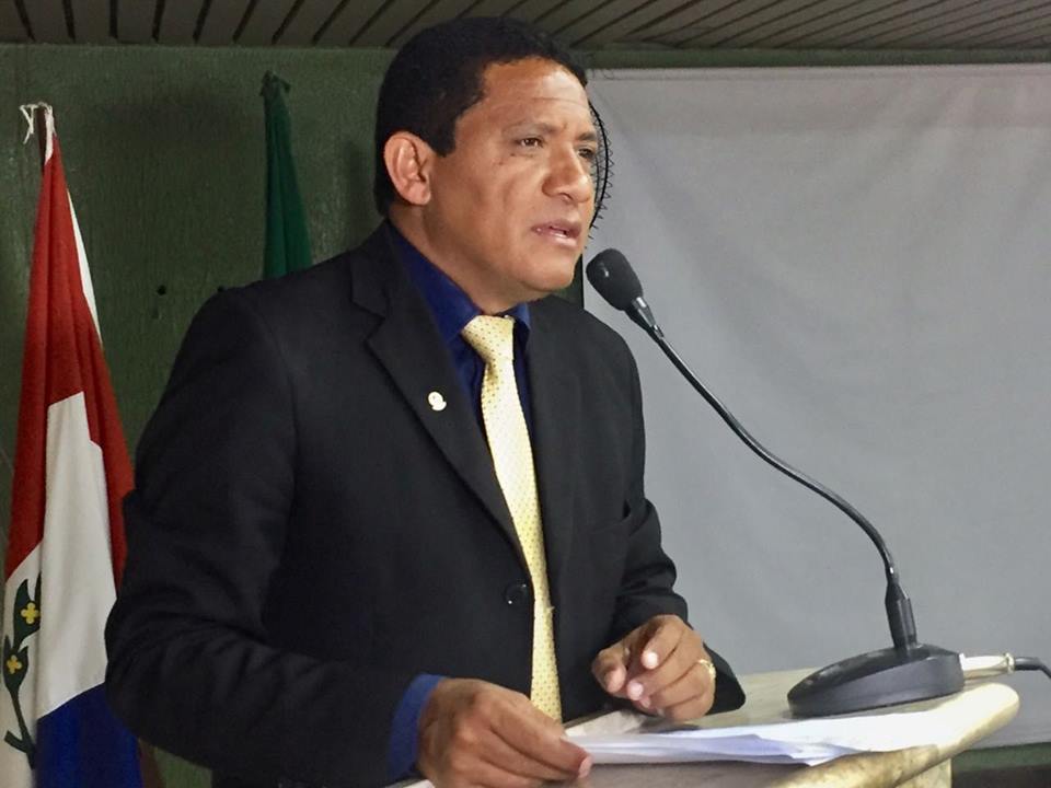 Prefeito eleito é vereador até dezembro em Palmeira dos Índios