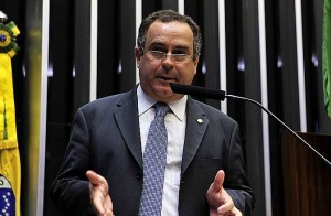 img201508251832186673844med-300x196