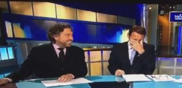 Repórter gargalha ao noticiar homem que viveu como bode