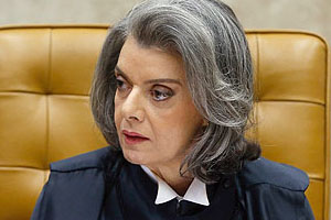 Sem citar Renan, presidente do STF exige respeito aos juízes