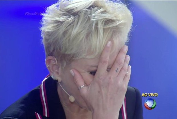 xuxa-chorando