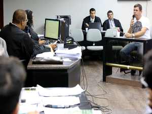 Em julgamento, vereador de Palestina diz que matou em legítima defesa