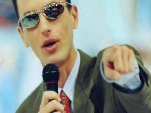 Desempregado e doente, Rodolfo, da dupla com ET, ganha processo milionário contra o SBT