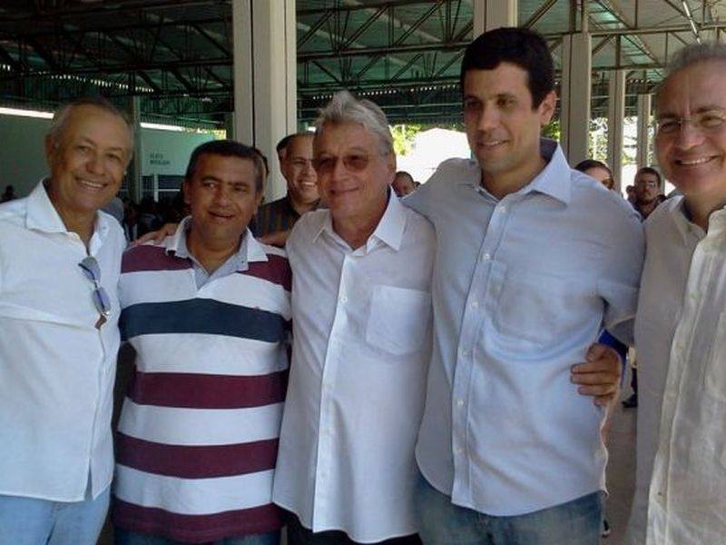 Renan Calheiros empenhado na eleição de Hugo Wanderley para presidência da AMA