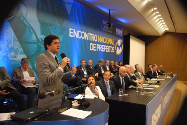 Rui Palmeira alerta ao PSDB focar “responsabilidade fiscal” para o país crescer