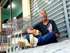 Músico do ‘Raça Negra’ que virou morador de rua reencontra família