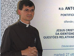 Padre Antônio, titular da Paróquia São José, em Arapiraca