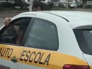 Segundo homem, fato ocorreu após discussão com instrutor de autoescola (Foto: Reprodução)