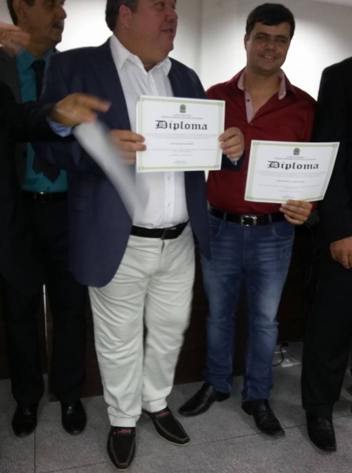 Feijó é diplomado prefeito reeleito em Boca da Mata