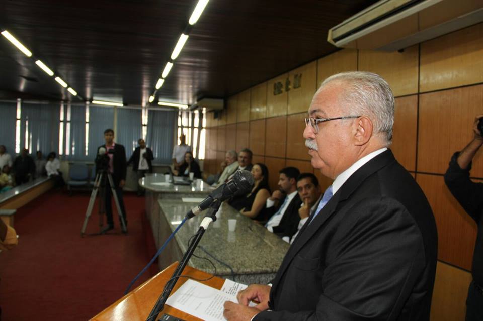 Rogério Teófilo é diplomado prefeito de Arapiraca