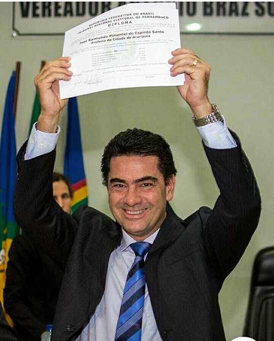 Médico alagoano é diplomado prefeito na terra onde nasceu ex-governador Muniz Falcão em Araripina(PE)