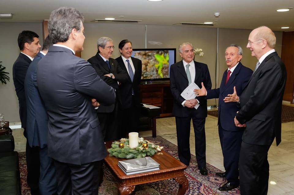 Benedito de Lira acredita que Michel Temer não cai da presidência da República