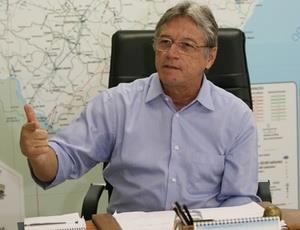 Vilela leva usineiros ao Palácio do Planalto para salvar a crise canavieira