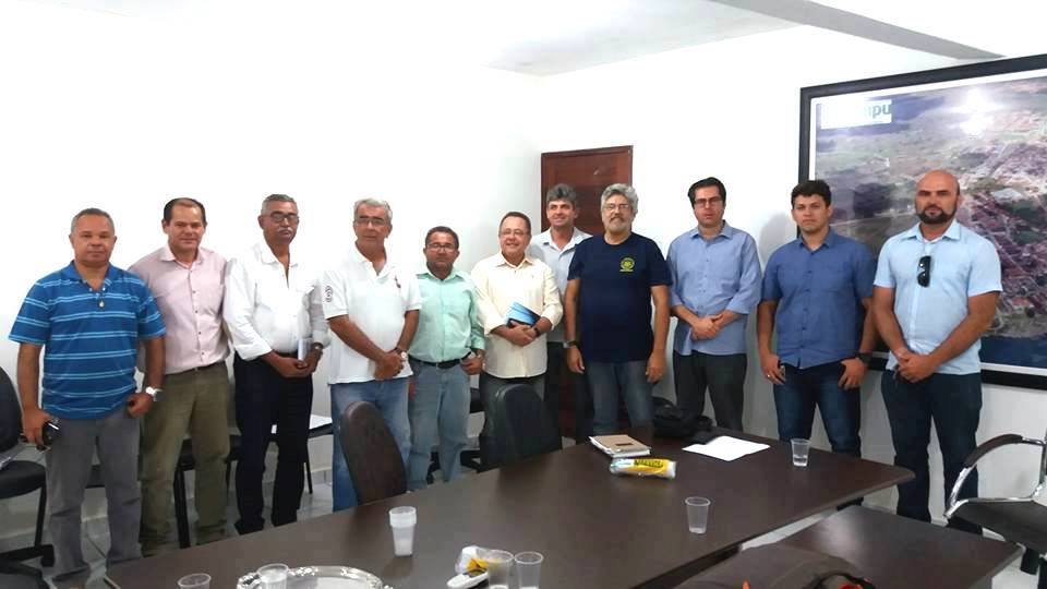 Eduardo Tavares firma parceria com a Casal para melhorar rede d’agua de Traipu