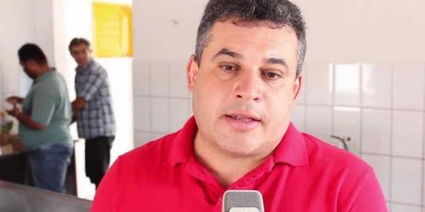 James Ribeiro deve responder por Improbidade Administrativa