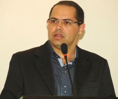 Escritor articula evento para homenagear centenário de padre Dimas