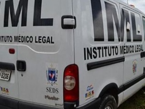 Acidente entre carro e motocicleta deixa um homem morto em Delmiro Gouveia