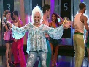 Loalwa Braz, do Kaoma, é achada morta em carro incendiado, diz polícia