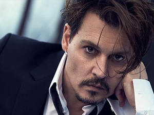 Johnny Depp pagará 22 milhões de reais para esposa após confirmação de divórcio